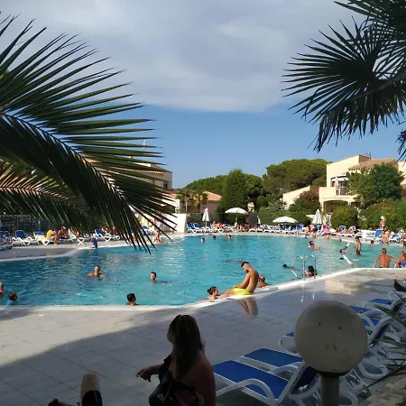 Climatise Box 5 G Odalys Saint Loup, Piscine ,parking Prive Et Superette 25 Apartment Agde