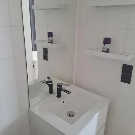 Studio Climatise Box 5 G Residence Odalys Saint Loup, Piscine ,Parking Prive Et Superette 25 Apartment